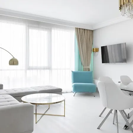 Luxury 3br With Sea View Greenwood オデッサ