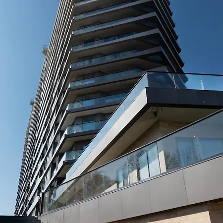 Luxury 3br With Sea View Greenwood オデッサ